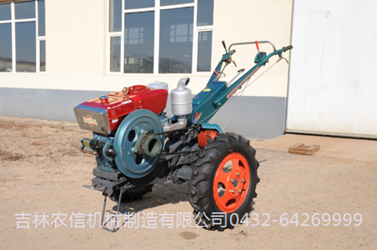 NX181型四驅手扶(fú)拖拉機